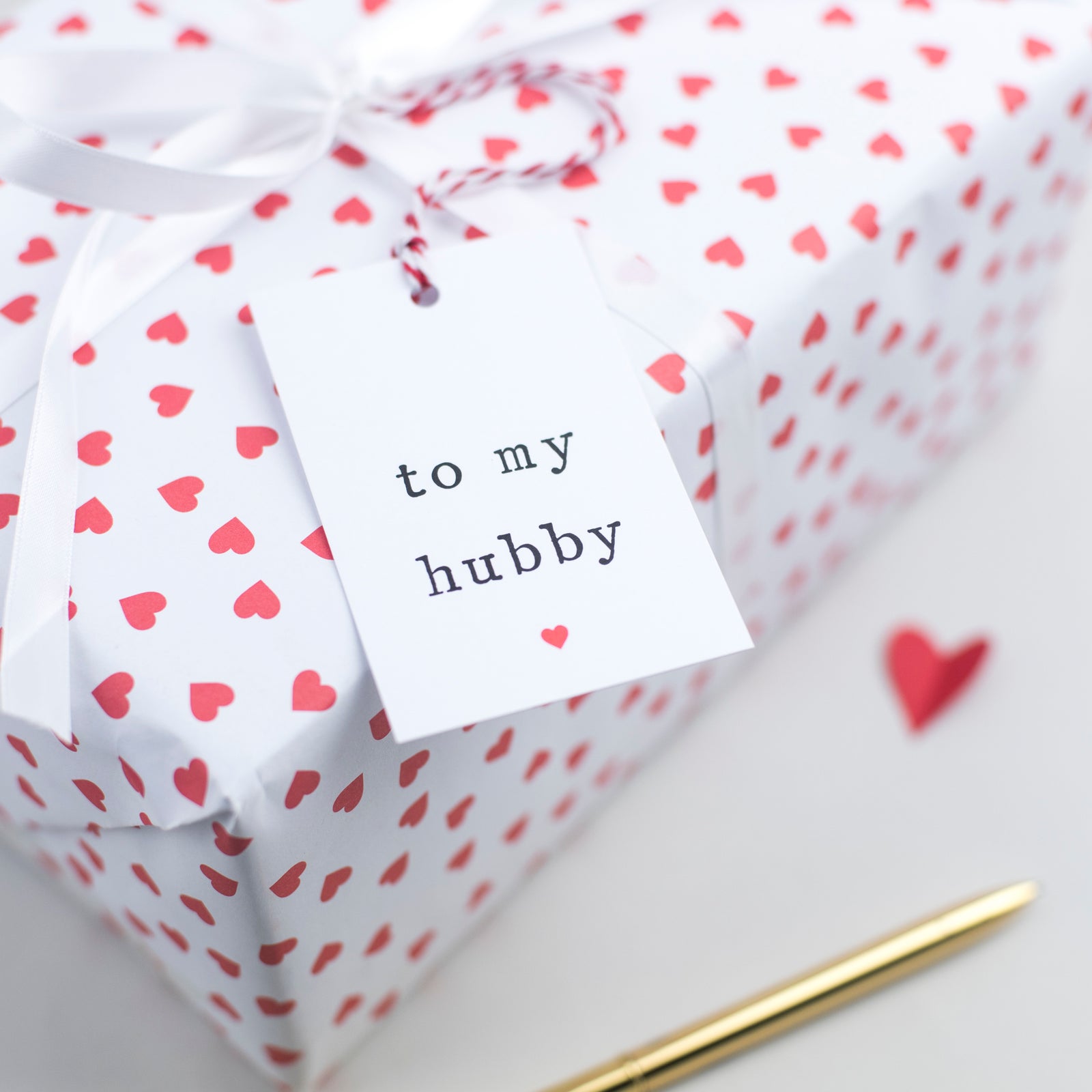 'To my wifey or hubby' Gift Tag